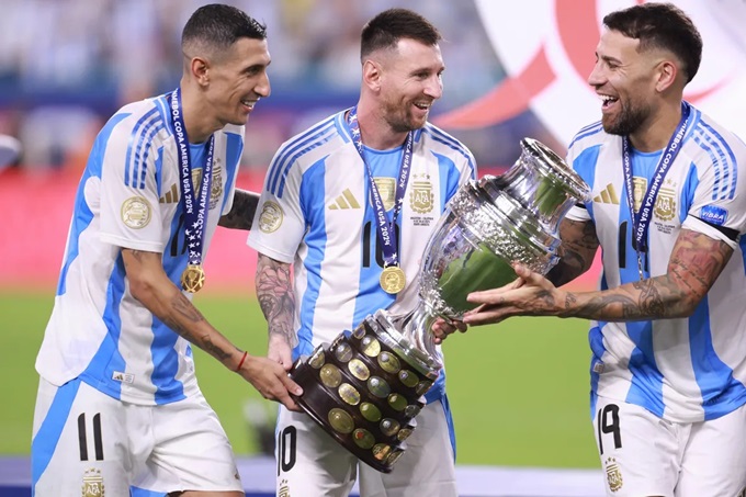 Messi ăn mừng chức vô địch Copa America 2024